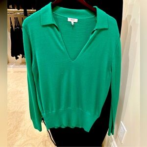 Reiss Green V-Neck Sweater with Classic Silhouette